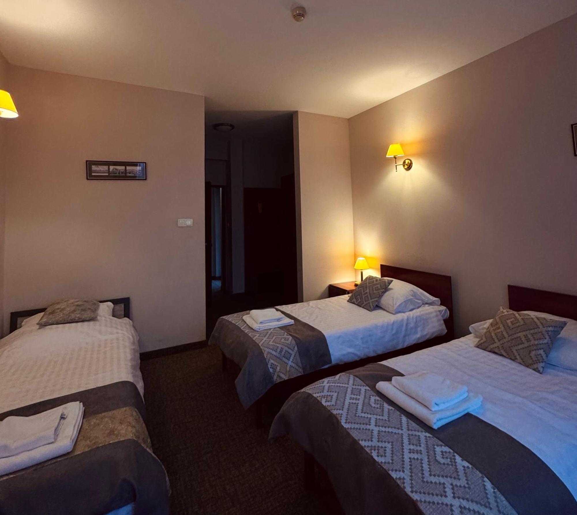 Hotel Kameralny Kielce Ngoại thất bức ảnh