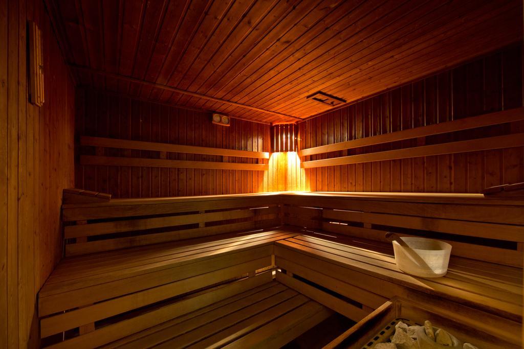 Hotel Kameralny Kielce Ngoại thất bức ảnh